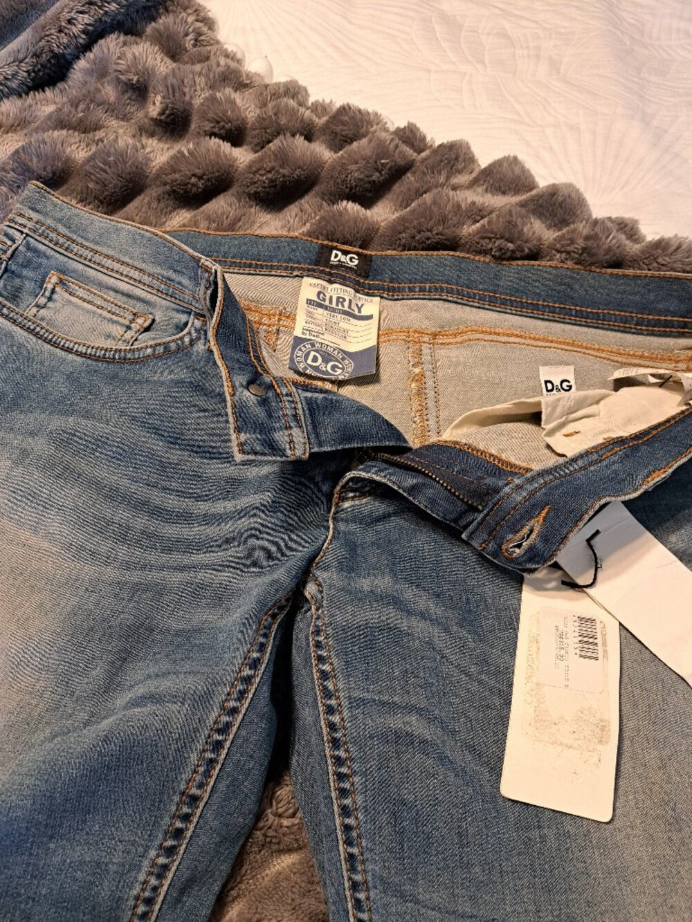 NWT Dolce & Gabbana Jeans Size 33